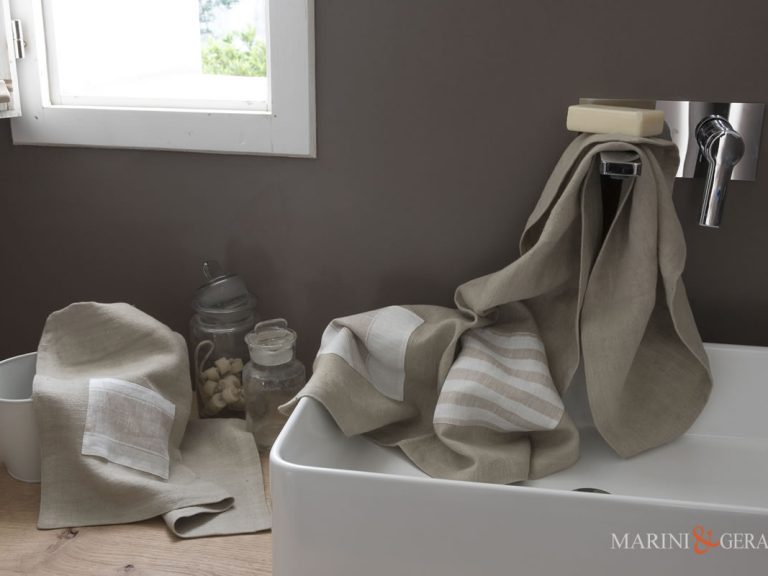 Bath Linen Towel Chic With Applications X18 Coffee Milk